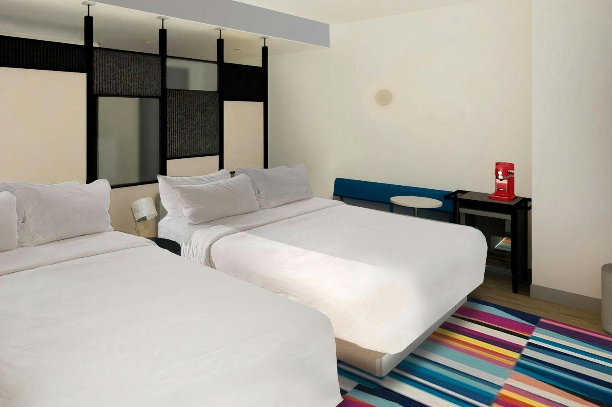 Отель Aloft Santo Domingo Piantini Экстерьер фото