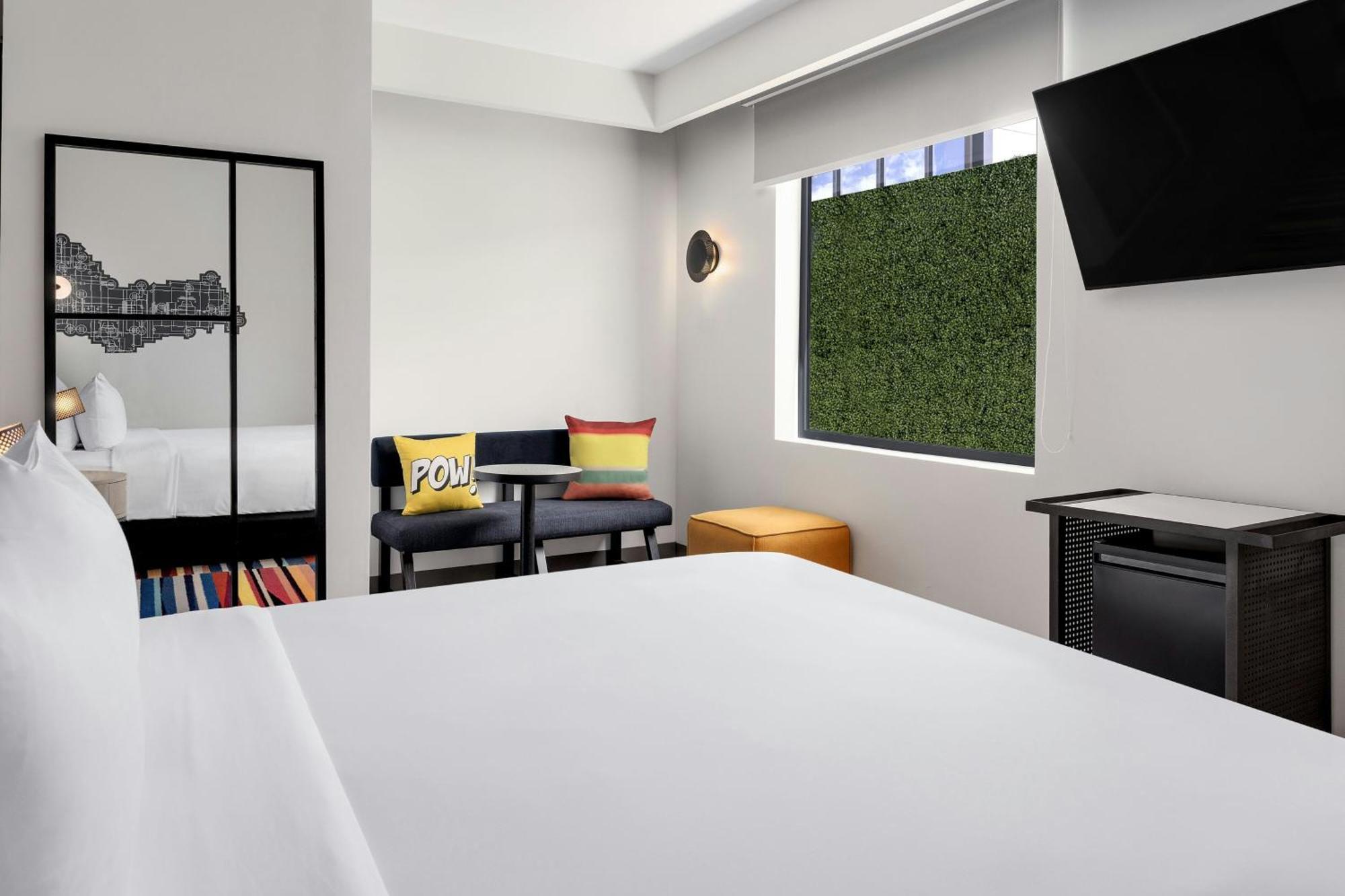 Отель Aloft Santo Domingo Piantini Экстерьер фото